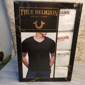 True Religion 4pk. V-Neck Tees size S. NIB